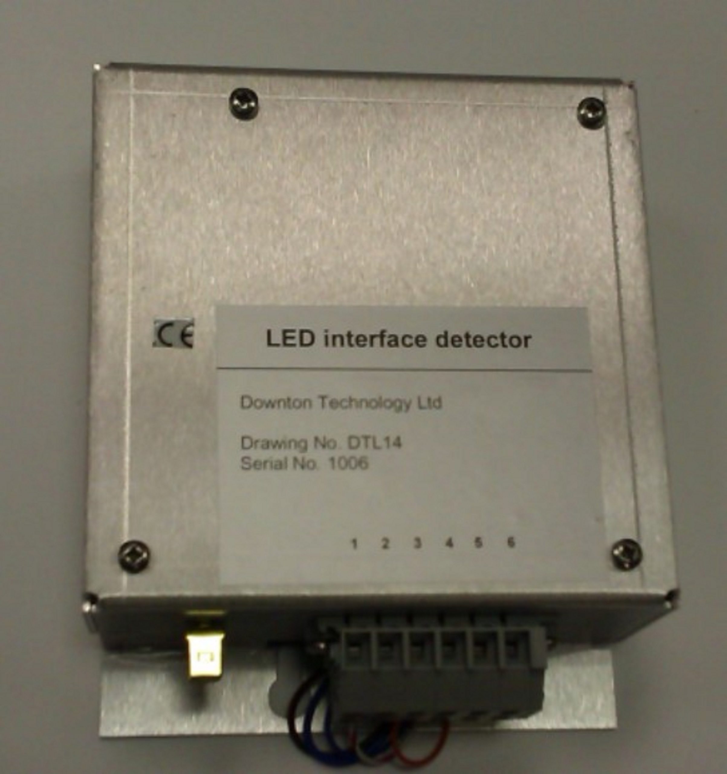 LED interface detector